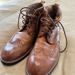 Florsheim wingtip boots, size 10